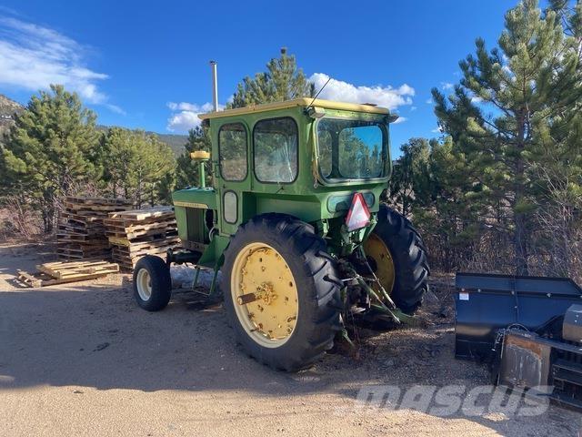 John Deere  拖拉机/农用车