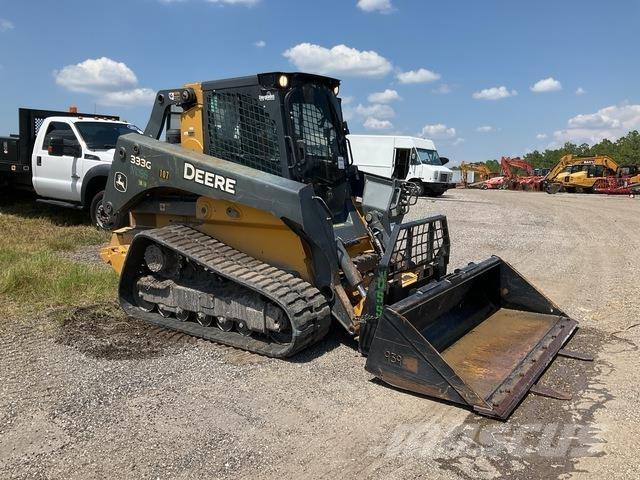 John Deere 333 滑移装载机