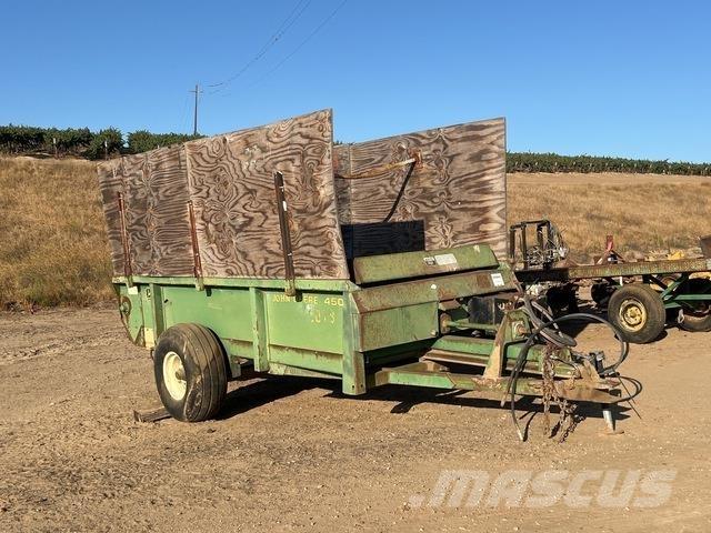 John Deere 450 撒肥机