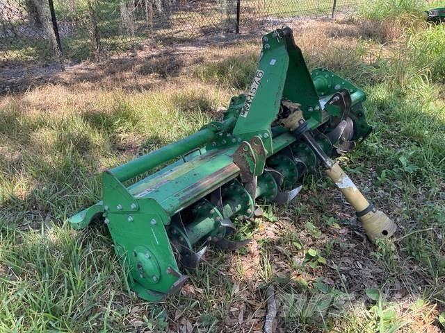 John Deere 665 建筑机械-其他
