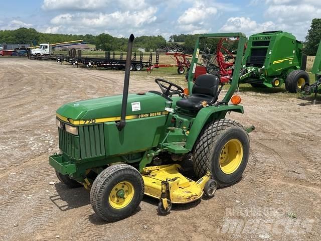 John Deere 770 小型拖拉机
