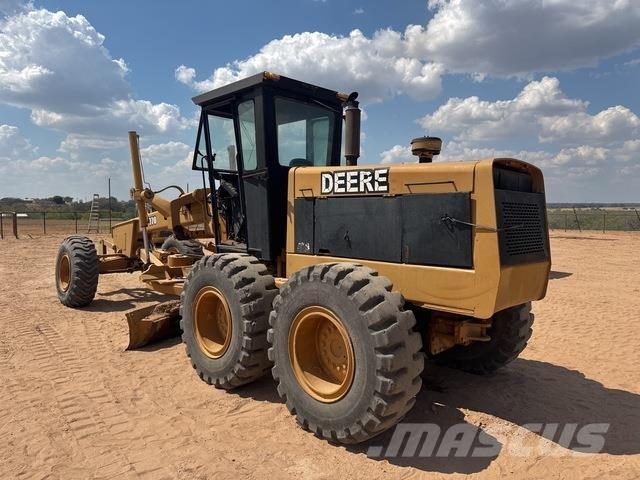 John Deere 770 平地机/推土机