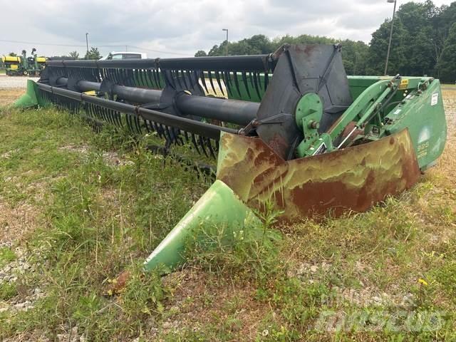 John Deere 925 联合收割机头