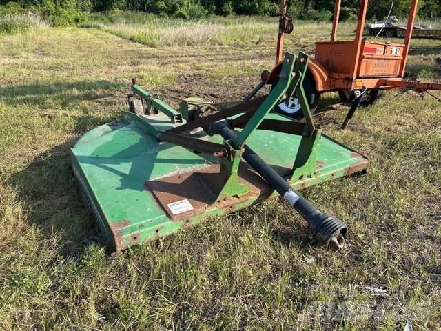 John Deere MX6 牧场割草机和切顶器