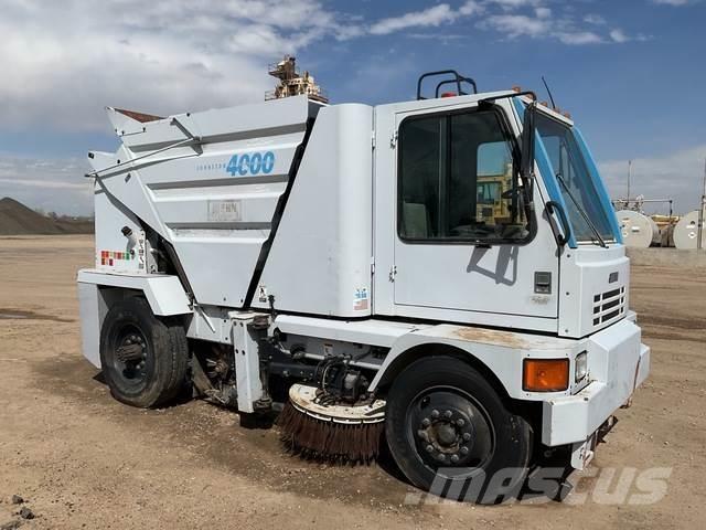 Johnston 4000 道路清扫车