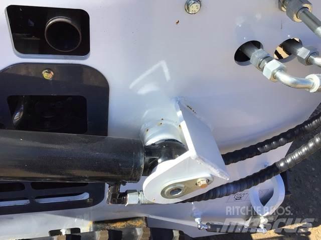 JQ Power JQ400 滑移装载机