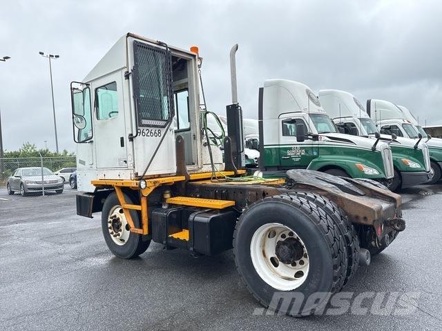 Kalmar 30 码头牵引车