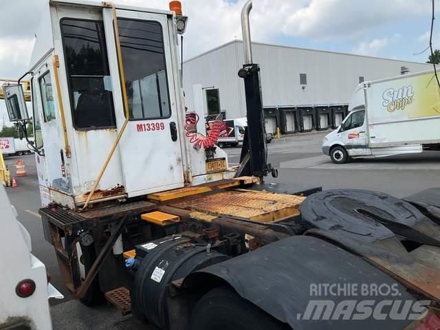 Kalmar Ottawa 码头牵引车