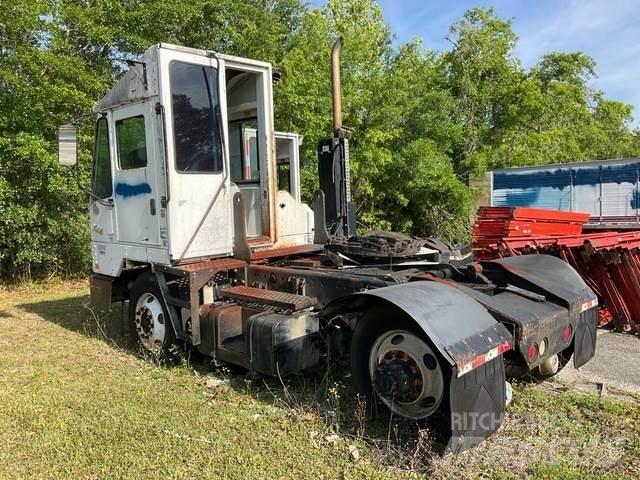 Kalmar YT Roro 码头牵引车