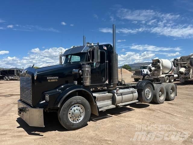 Kenworth T-800 牵引车