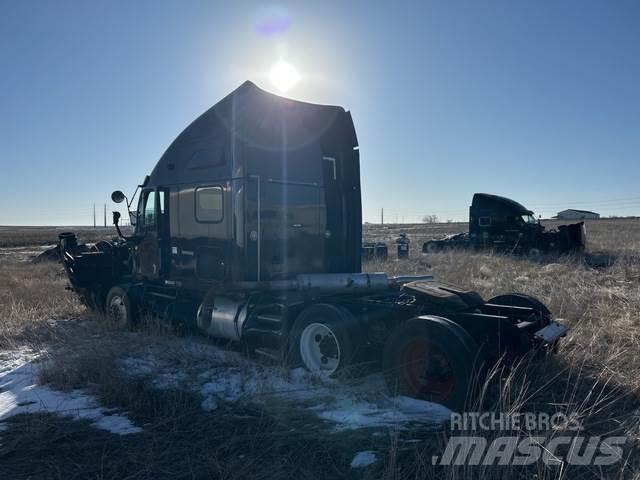 Kenworth T2000 牵引车