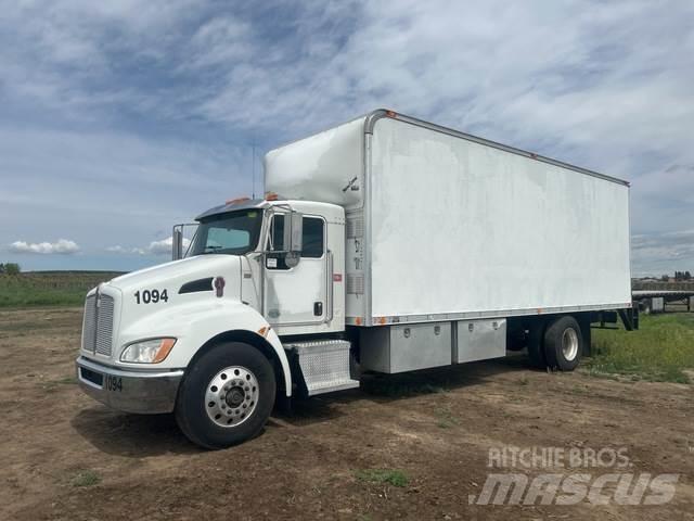 Kenworth T270 厢式货车