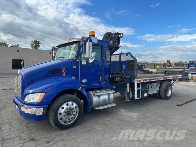 Kenworth T270 起重车