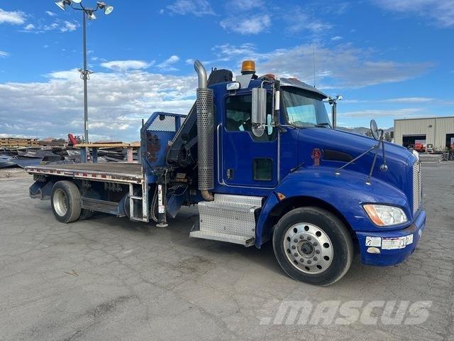 Kenworth T270 起重车
