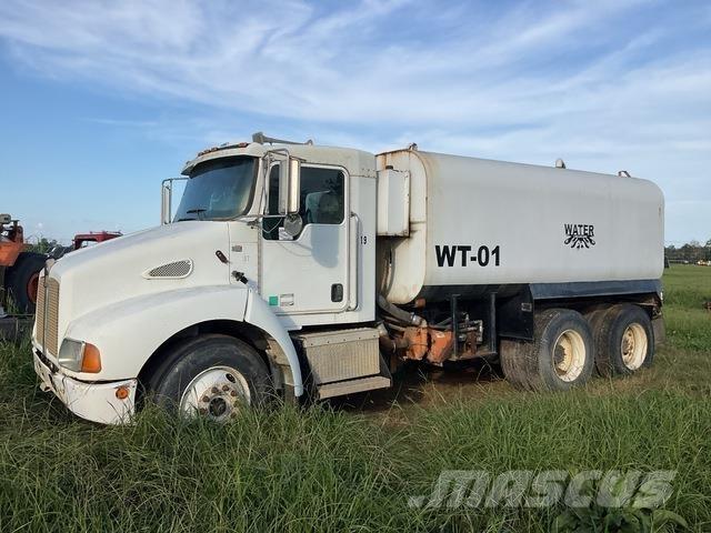 Kenworth T300 水罐车
