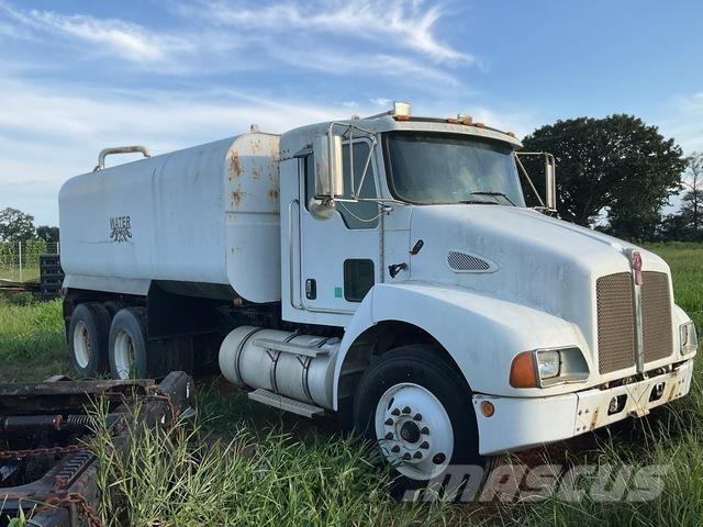 Kenworth T300 水罐车