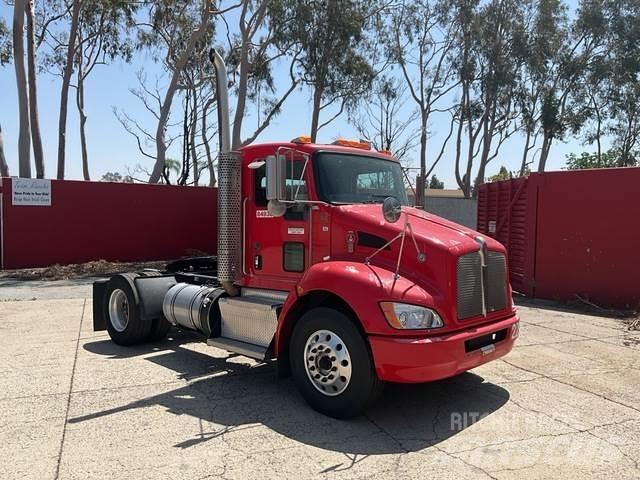 Kenworth T370 牵引车