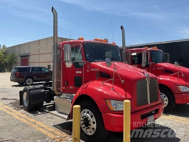 Kenworth T370 牵引车