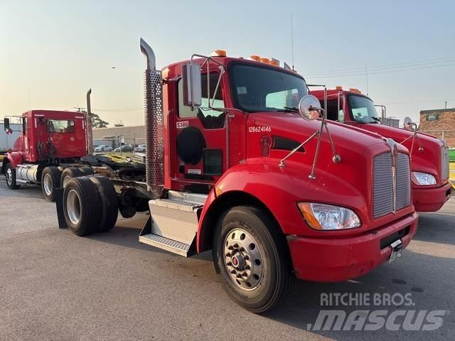 Kenworth T370 牵引车
