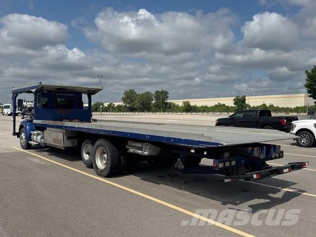 Kenworth T370 车辆运输车