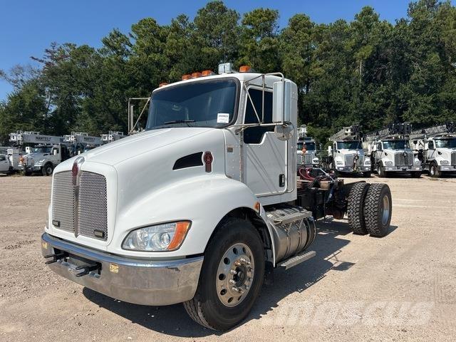 Kenworth T370 驾驶室与内部