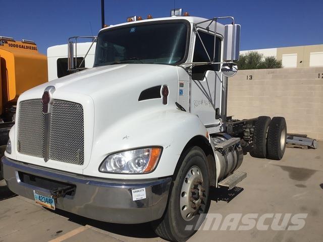 Kenworth T370 驾驶室与内部