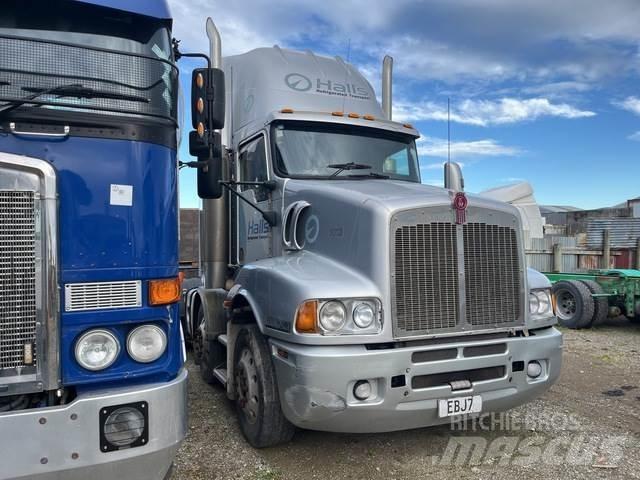 Kenworth T404S 牵引车