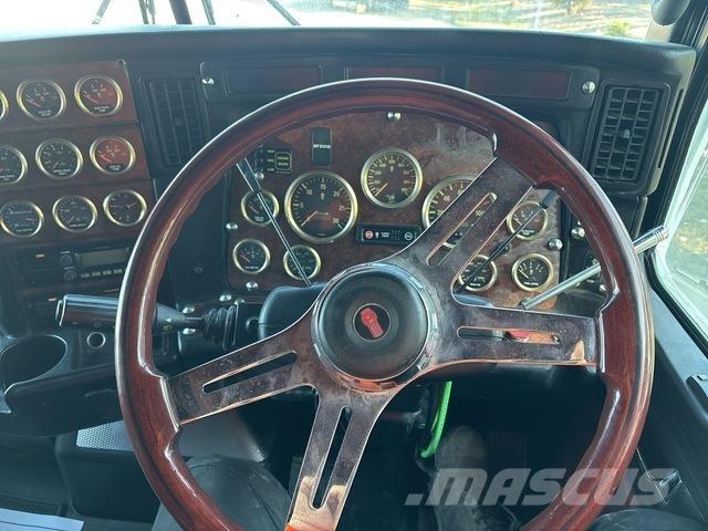Kenworth T409 牵引车