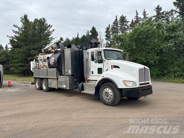 Kenworth T440 履带挖掘机