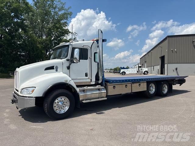 Kenworth T440 救援车