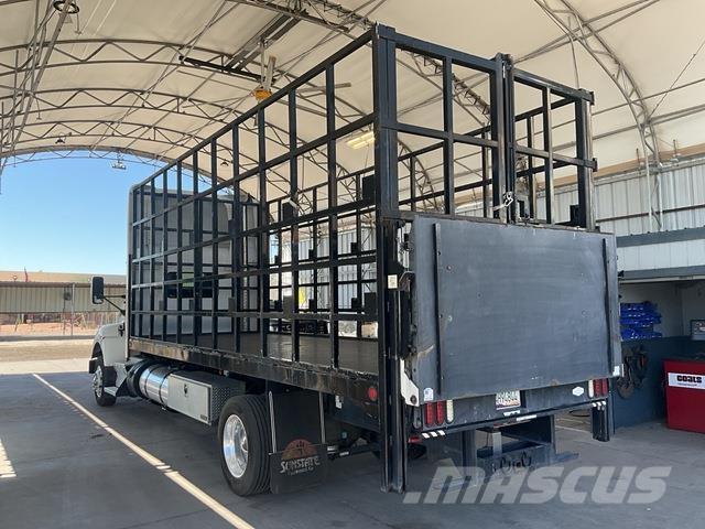 Kenworth T440 平板栏板货车