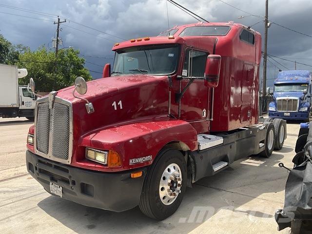 Kenworth T600 牵引车