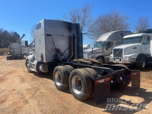 Kenworth T660 牵引车