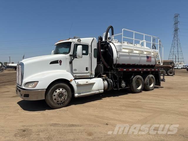 Kenworth T660 组合/真空油槽车
