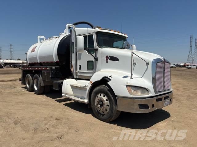 Kenworth T660 组合/真空油槽车