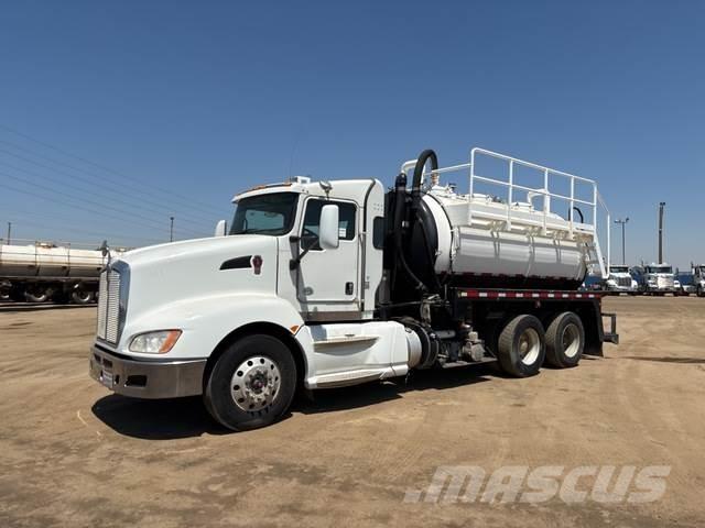 Kenworth T660 组合/真空油槽车