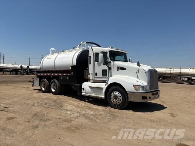 Kenworth T660 组合/真空油槽车