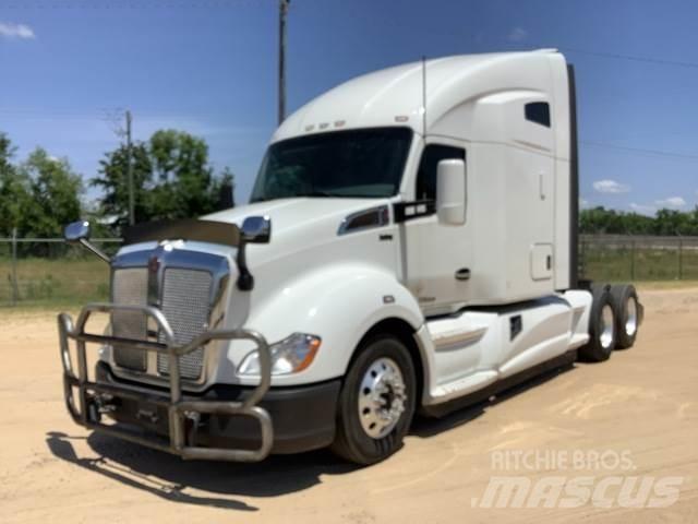 Kenworth T680 牵引车