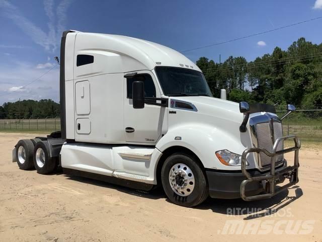 Kenworth T680 牵引车