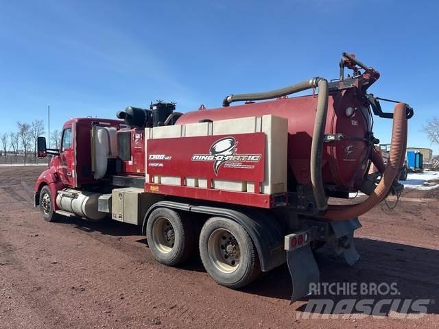 Kenworth T680 履带挖掘机