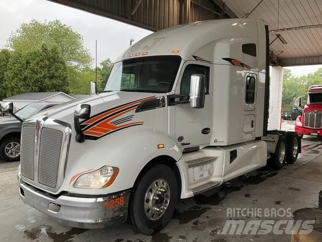 Kenworth T680 牵引车