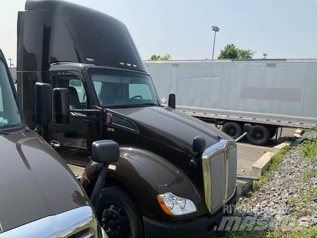 Kenworth T680 牵引车