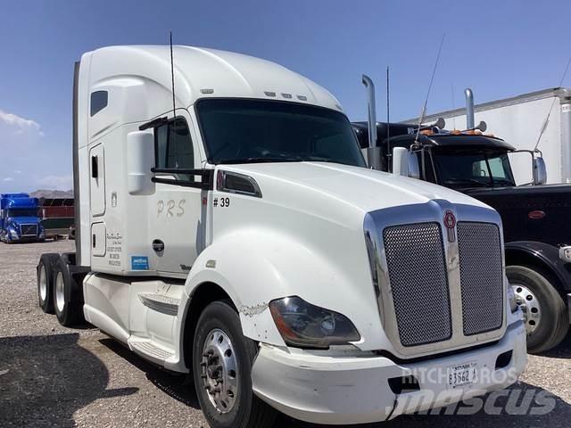 Kenworth T680 牵引车