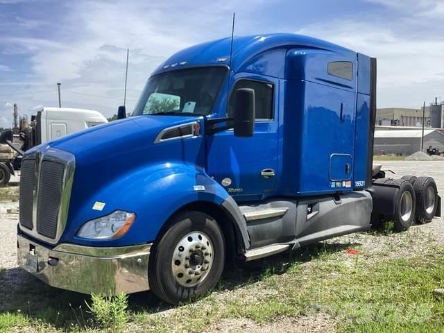 Kenworth T680 牵引车
