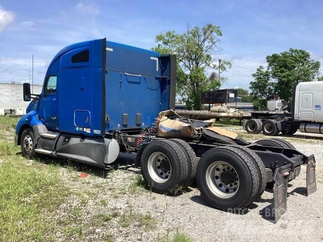 Kenworth T680 牵引车