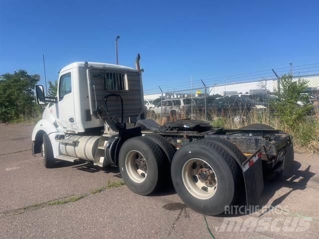 Kenworth T680 牵引车