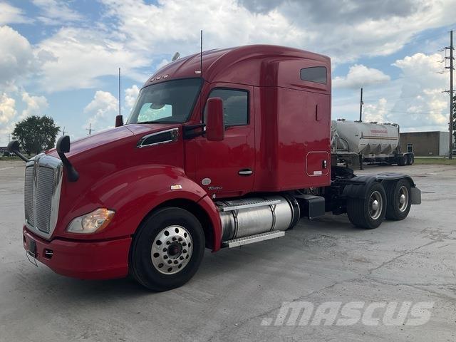 Kenworth T680 牵引车
