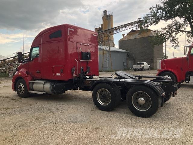 Kenworth T680 牵引车