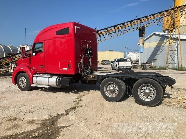 Kenworth T680 牵引车
