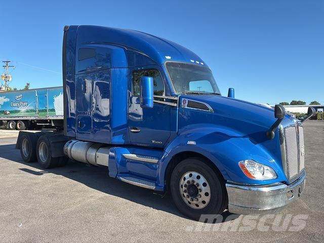 Kenworth T680 牵引车